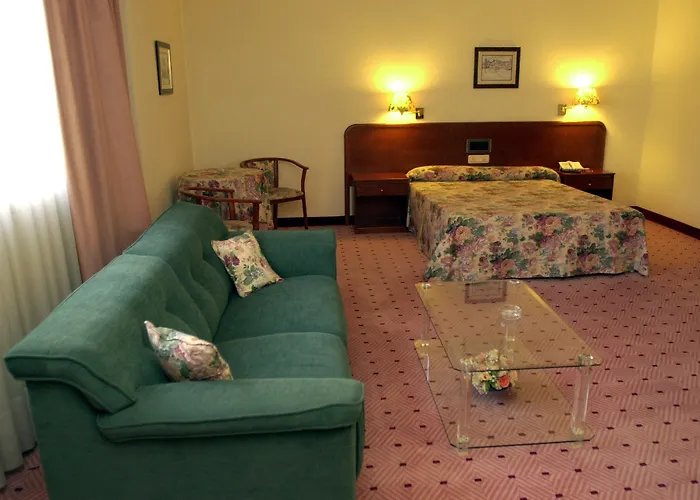 Galicia Palace Hotel 4*